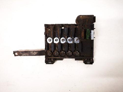 Used Fuse box Fuse box SEAT CORDOBA Vario (6K5) 1.9 TDI (90 hp) 33097054 33097054