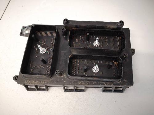 Used Fuse box Fuse box 36851749 36851749