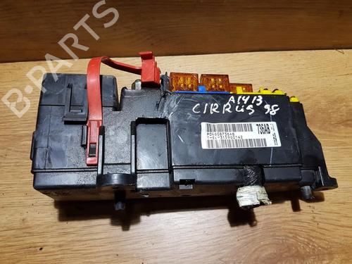 Used Fuse box Fuse box CHRYSLER CIRRUS 2.4 LX (140 hp) 33481902 33481902