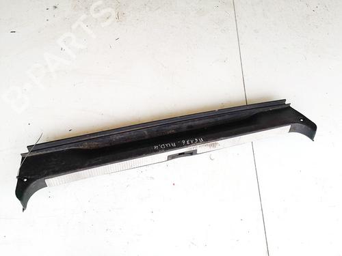 Estribo Estribo AUDI A4 B5 (8D2) 1.8 (125 hp) 35623742 35623742