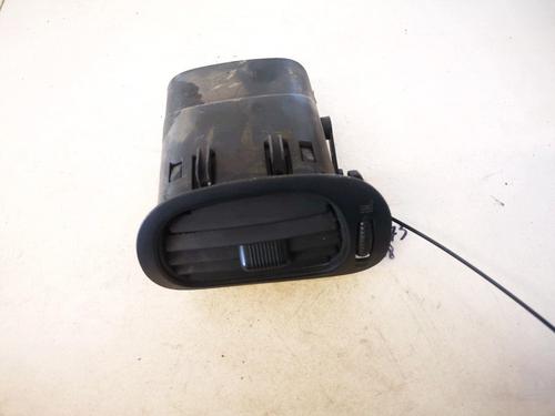 Used Air vent Air vent CHRYSLER VOYAGER IV (RG, RS) 2.5 CRD (141 hp) 32880352 32880352