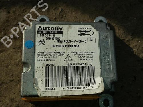centralita-airbag-citroen-xsara-picasso-n68-1999-2000-2001-2002-2003-2004-2005-2006-2007-2008-2009-2010-2011-2012-33494795 main image