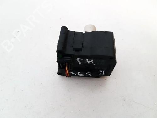 Used Electronic module Electronic module VW PHAETON (3D1, 3D2, 3D3, 3D4, 3D6, 3D7, 3D8, 3D9) 4.2 V8 4motion (335 hp) 33508213 33508213