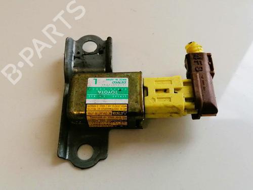 Used Electronic module Electronic module TOYOTA PREVIA II (_R3_) 2.0 D-4D (CLR30_, CLR30R) (116 hp) 33065306 33065306