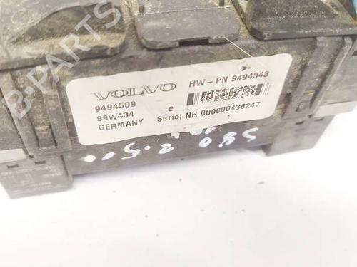 Fuse box VOLVO S60 I (384) D5 | BP32626439E1 - Image 3