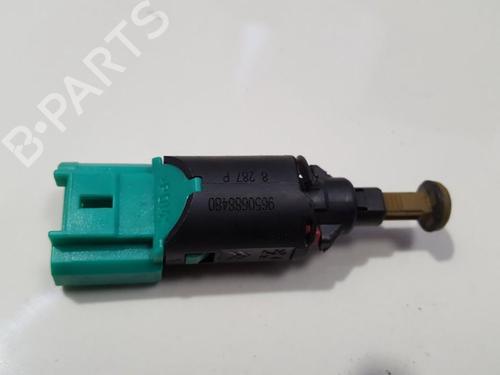 Módulo eletrónico Módulo eletrónico CITROËN C5 III (RD_) 1.6 HDi 110 (RD9HL0, RD9HR8, RD9HRA) (112 hp) 35835829 35835829