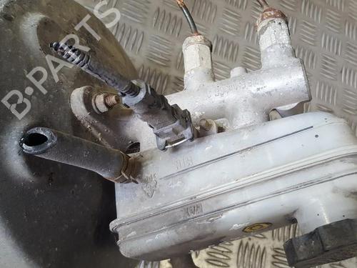 brake-master-cylinder-hyundai-getz-tb-2001-2002-2003-2004-2005-2006-2007-2008-2009-2010-2011-35690141 main image