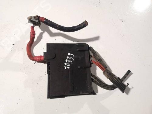 Used Fuse box Fuse box FORD FUSION (JU_) 1.4 TDCi (68 hp) 32581112 32581112
