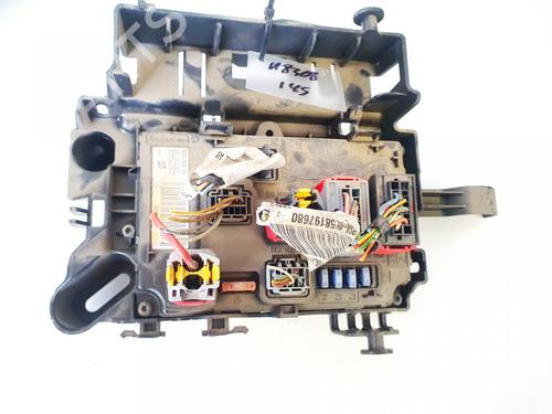 fuse-box-peugeot-407-6d_-2004-2005-2006-2007-2008-2009-2010-2011-32914184 main image