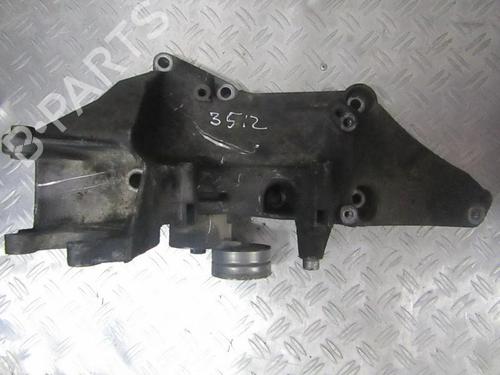 Støtte Støtte VOLVO S40 I (644) 1.9 DI (115 hp) 33490724 33490724
