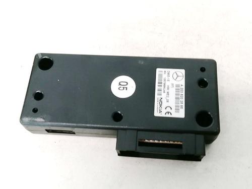 Used Electronic module Electronic module MERCEDES-BENZ A-CLASS (W168) A 170 CDI (168.008) (90 hp) 33073882 33073882
