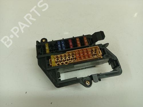Used Fuse box Fuse box AUDI A6 C6 (4F2) 2.0 TDI (140 hp) 39999996 39999996