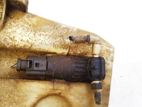 Used Washer pump Washer pump SEAT LEON (1P1) 1.6 (102 hp) 34912064 34912064