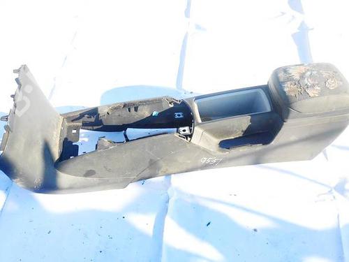 Used Armrest / Center console Armrest / Center console VOLVO V50 (545) 1.6 D (110 hp) 35229484 35229484