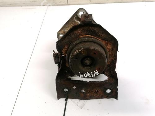 Used Engine mount PEUGEOT 807 (EB_) 2.2 HDi (128 hp) 32890835