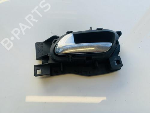 Used Front left interior door handle Front left interior door handle 35539183 35539183