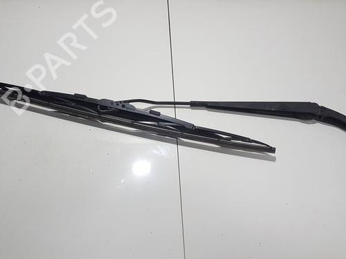 Used Front windshield wiper arm Front windshield wiper arm VOLVO XC90 I (275) D5 AWD (163 hp) 33107525 33107525