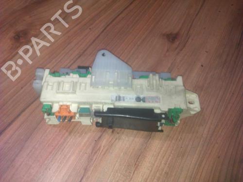 Used Fuse box Fuse box MAZDA 323 F V (BA) 1.8 16V (BA8P) (114 hp) 33516206 33516206