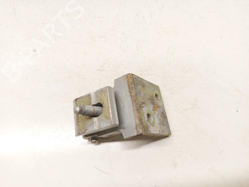 drhngseldrbegrnser-audi-a4-b5-8d2-1994-1995-1996-1997-1998-1999-2000-2001-32539217 main image