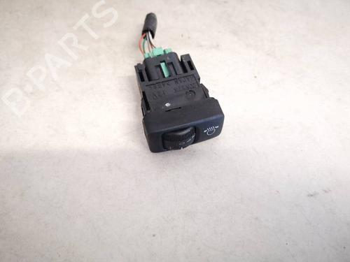 switch-lexus-is-ii-_e2_-2005-2006-2007-2008-2009-2010-2011-2012-2013-35342361 main image