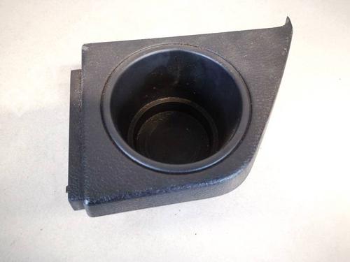 Kopholder/Genstandsholder Kopholder/Genstandsholder VOLVO XC90 I (275) D5 AWD (163 hp) 35251855 35251855