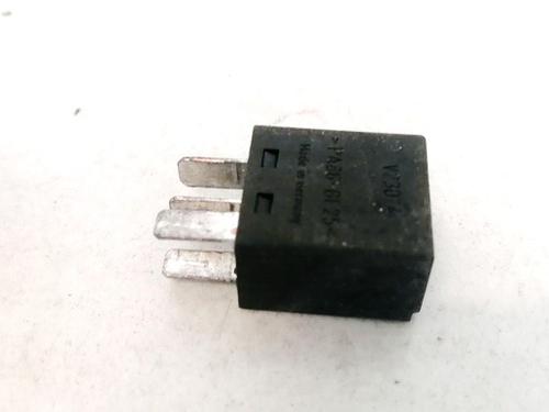 electronic-sensor-opel-zafira-a-mpv-t98-1999-2000-2001-2002-2003-2004-2005-2006-33068048 main image