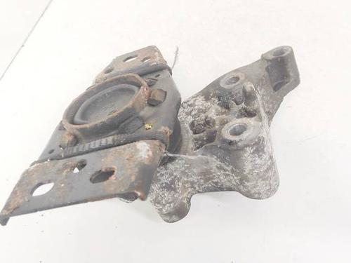 Used Engine mount Engine mount RENAULT LAGUNA III (BT0/1) 2.0 dCi (BT07, BT0J, BT14, BT1A, BT1S) (131 hp) 32931162 32931162