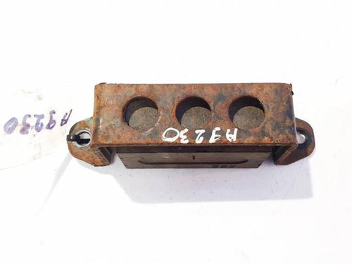 Used Engine mount Engine mount HONDA ACCORD VII (CL, CN) 2.2 i-CTDi (CN1) (140 hp) 32948384 32948384