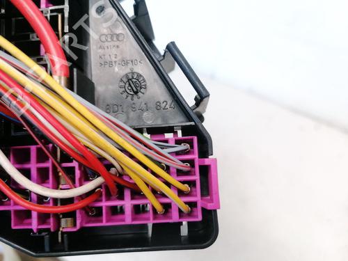 Fuse box AUDI A4 B5 (8D2) 1.6 | BP32884676E1 - Image 3
