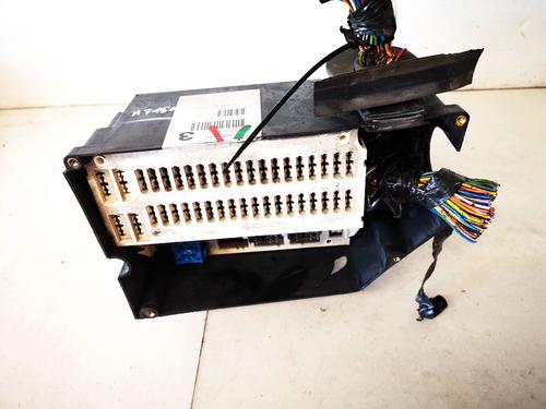 Used Fuse box Fuse box VOLVO V70 I (875, 876) 2.5 TDI (140 hp) 32879420 32879420