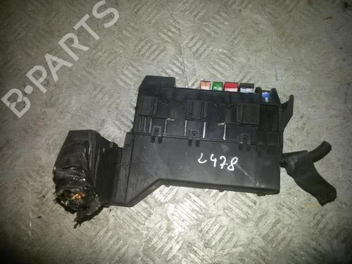 fuse-box-nissan-primera-hatchback-p12-2002-33521180 main image