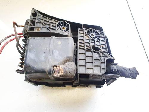 Fuse box VW PASSAT B7 (362) 2.0 TDI | BP32601042E1