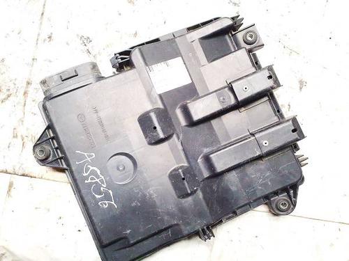 Used Air filter box Air filter box MAZDA 2 (DE_, DH_) 1.3 (DE3FS) (75 hp) 35627101 35627101