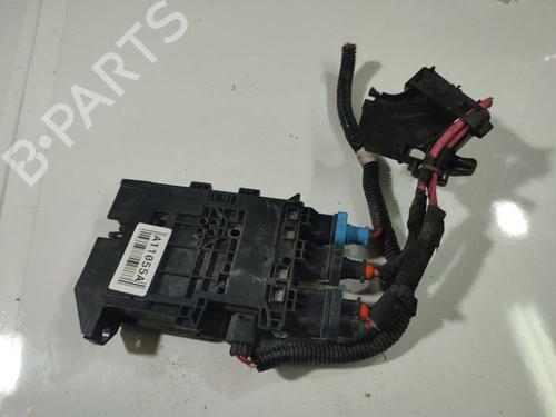 Used Fuse box Fuse box RENAULT MEGANE III Hatchback (BZ0/1_, B3_) 1.6 16V (BZ1B, BZ1H) (110 hp) 32536454 32536454