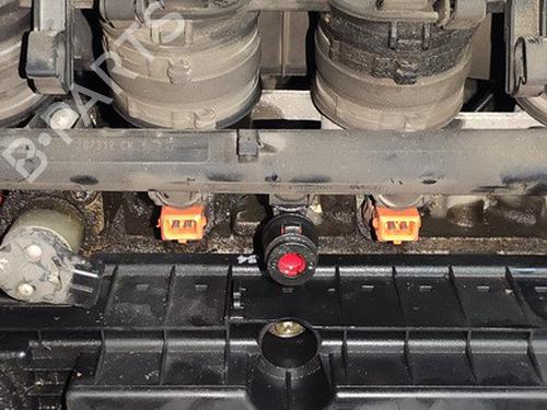 Used Injection rail Injection rail ALFA ROMEO 147 (937_) 1.6 16V T.SPARK (937.AXA1A, 937.AXB1A, 937.BXB1A) (120 hp) 35566155 35566155