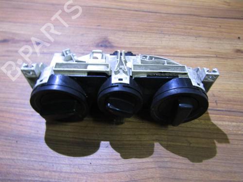 Used Climate control Climate control VW PASSAT B5 Variant (3B5) 1.6 (101 hp) 35650461 35650461