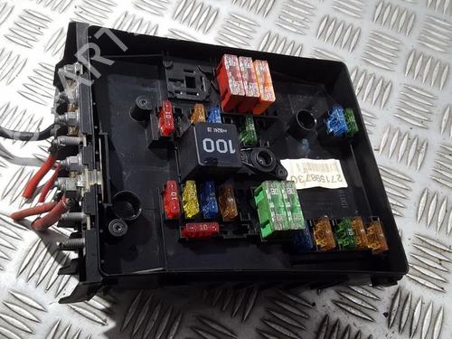 Used Fuse box Fuse box VW GOLF V (1K1) 1.4 16V (80 hp) 33499560 33499560