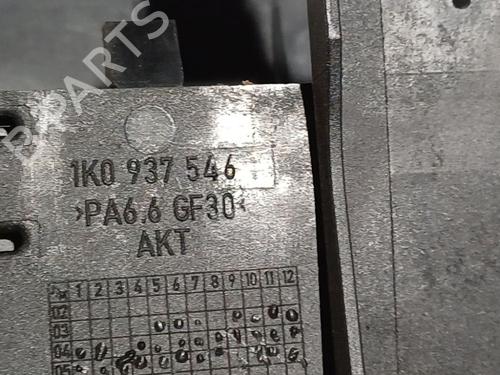 Fuse box VW GOLF PLUS V (5M1, 521) 1.9 TDI | BP32570380E1  - Image 10