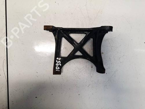 Used Support TOYOTA COROLLA Verso (ZER_, ZZE12_, R1_) 2.0 D-4D (CUR10_, CUR10R) (116 hp) 32972129