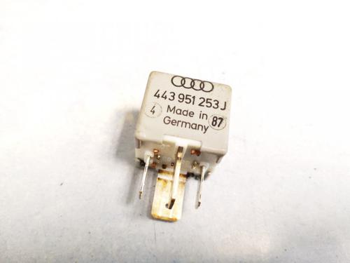Used Electronic sensor Electronic sensor AUDI 80 B3 Saloon (893, 894, 8A2) 1.8 (75 hp) 33103057 33103057