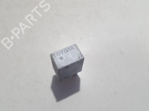 other-toyota-auris-_e15_-2006-2007-2008-2009-2010-2011-2012-2013-33510172 main image