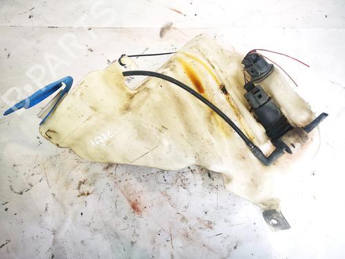 Used Windscreen washer tank Windscreen washer tank VW PASSAT B5 Variant (3B5) 1.8 (125 hp) 35598693 35598693