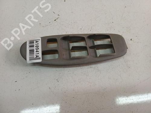 Used Switch Switch NISSAN ALMERA TINO (V10) 2.2 dCi (136 hp) 32543144 32543144