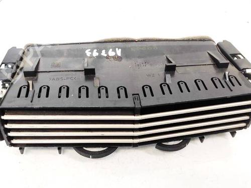 Used Air vent OPEL ASTRA H (A04) 1.7 CDTI (L48) (100 hp) 32952303