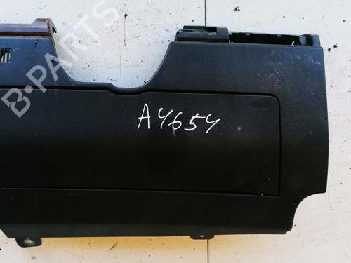 Used Knee airbag Knee airbag LAND ROVER FREELANDER 2 (L359) 2.2 TD4 4x4 (160 hp) 33067194 33067194