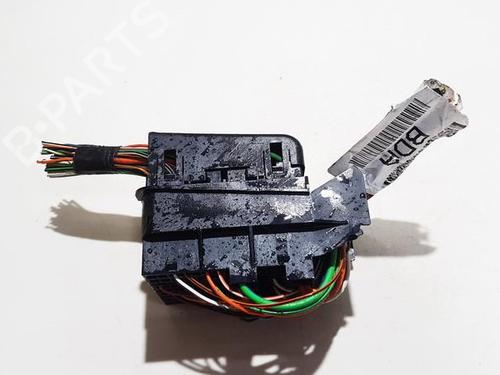 Used Fuse box Fuse box FORD FOCUS I (DAW, DBW) 1.8 Turbo DI / TDDi (90 hp) 33527120 33527120