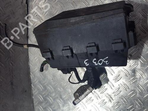 Used Fuse box Fuse box FORD FOCUS I (DAW, DBW) 1.6 16V (100 hp) 33482773 33482773