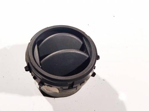 Used Air vent Air vent TOYOTA YARIS (_P9_) 1.4 D-4D (NLP90_, NLP90R) (90 hp) 32595186 32595186