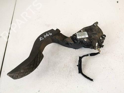 Used Pedal Pedal AUDI A4 B6 (8E2) 2.5 TDI quattro (180 hp) 35094682 35094682