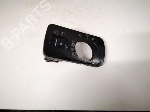 switch-audi-a3-8l1-1996-1997-1998-1999-2000-2001-2002-2003-2004-2005-2006-35469948 main image